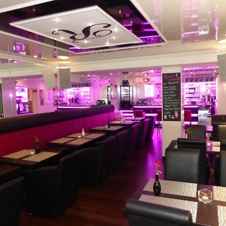 Aparthotel C'Est La Vie ザールルイ エクステリア 写真